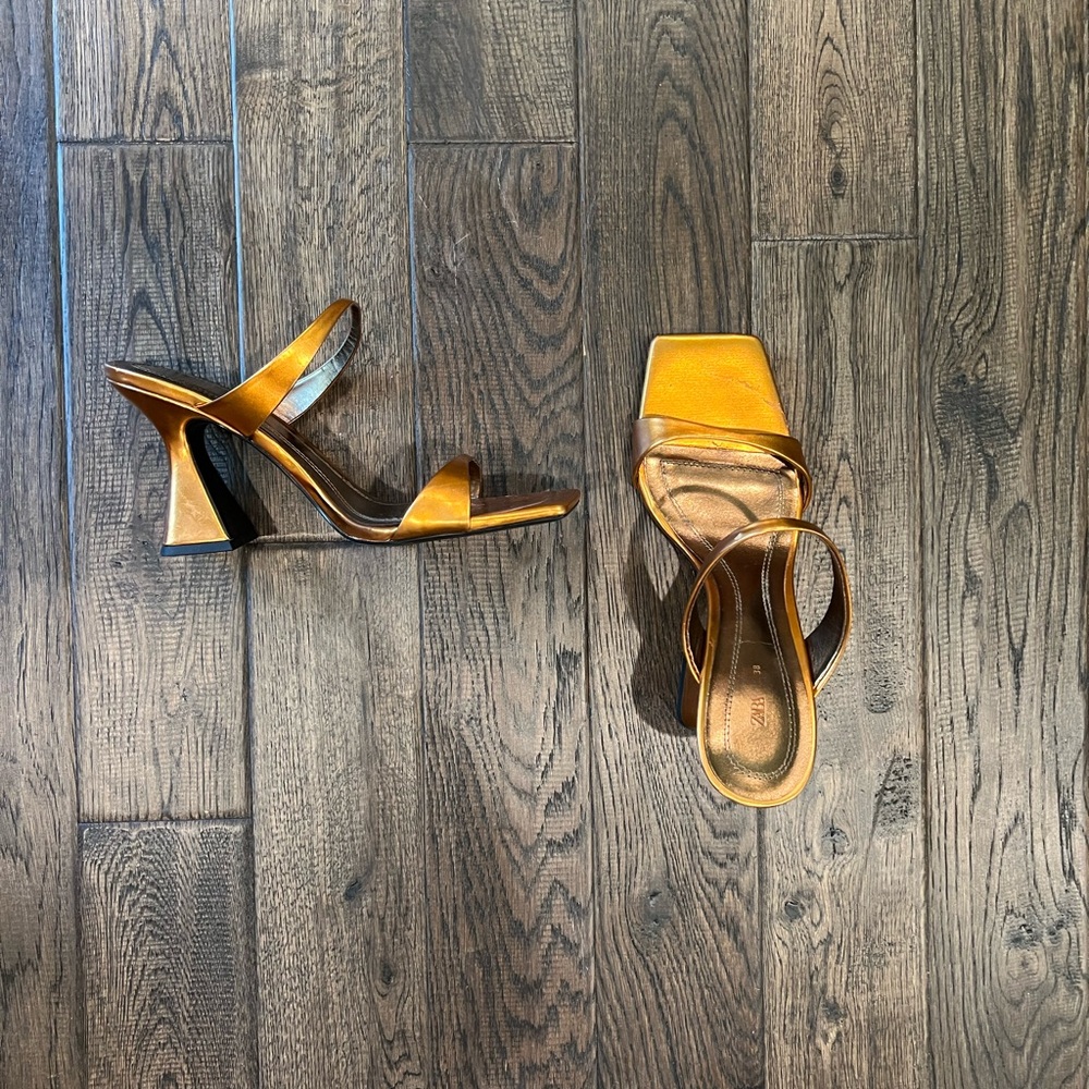 Zara Orange Metallic Heels